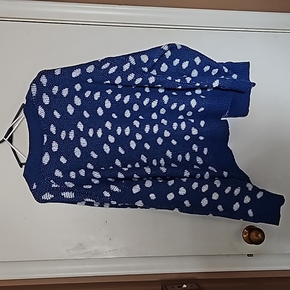 Cardigan - Picture 2 of 2